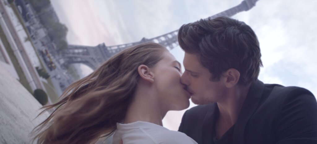 YSL Mon Paris video preview