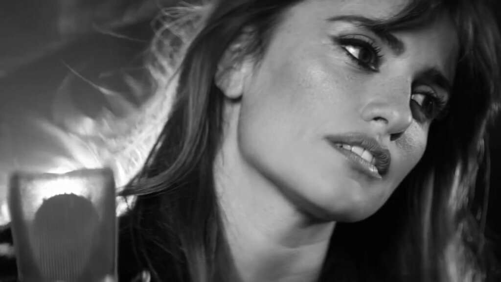 Carpisa ft Penelope Cruz video preview