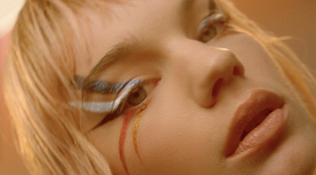 Make Up For Ever Aqualiners video preview