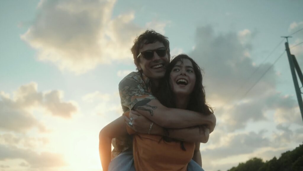 Blond ft Sandra Nicolle – Eté Brulant video preview